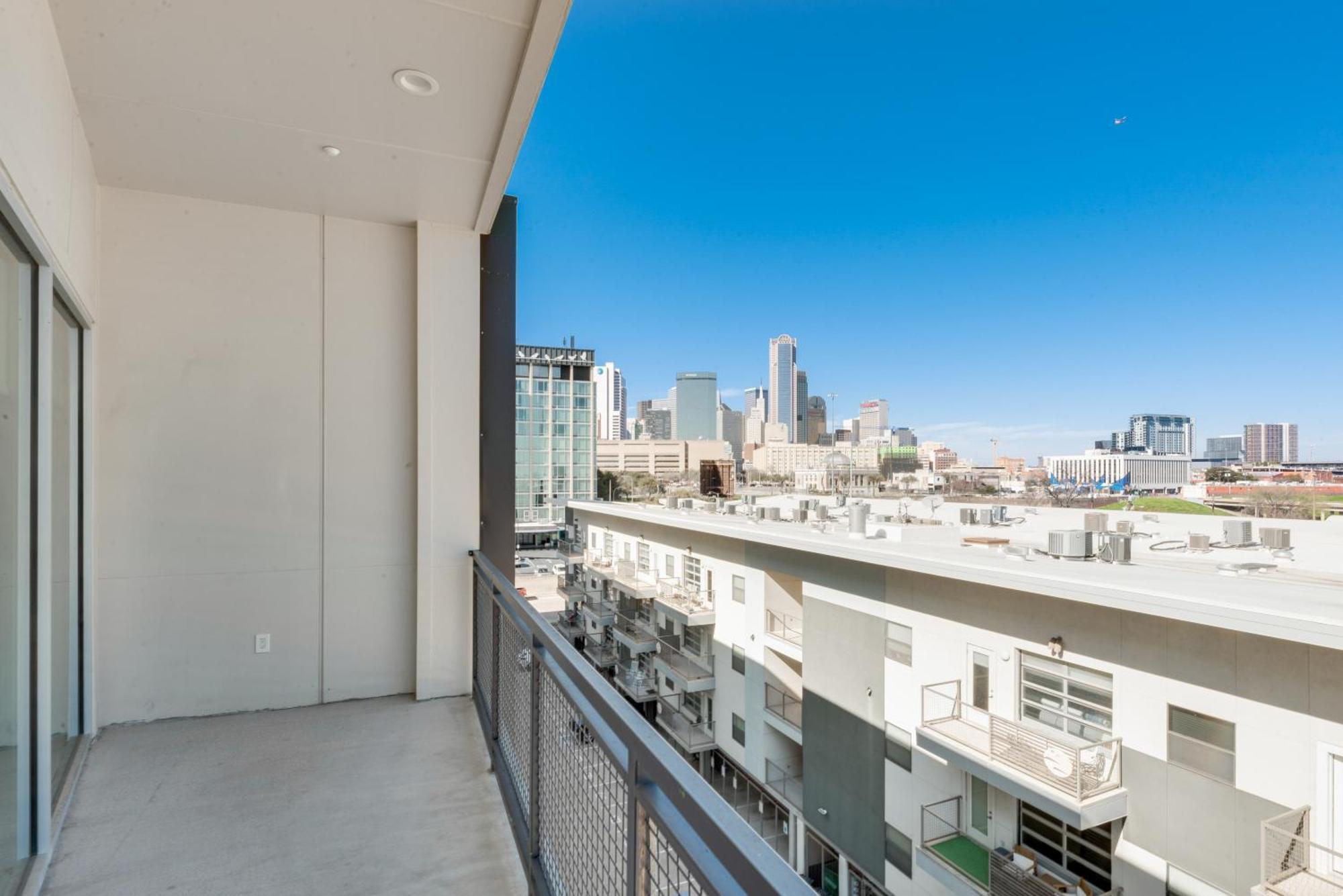 Snazzy Loft Style 2Br I Gym I Parking I Workspace Dallas Extérieur photo